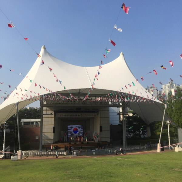행사장만국기설치